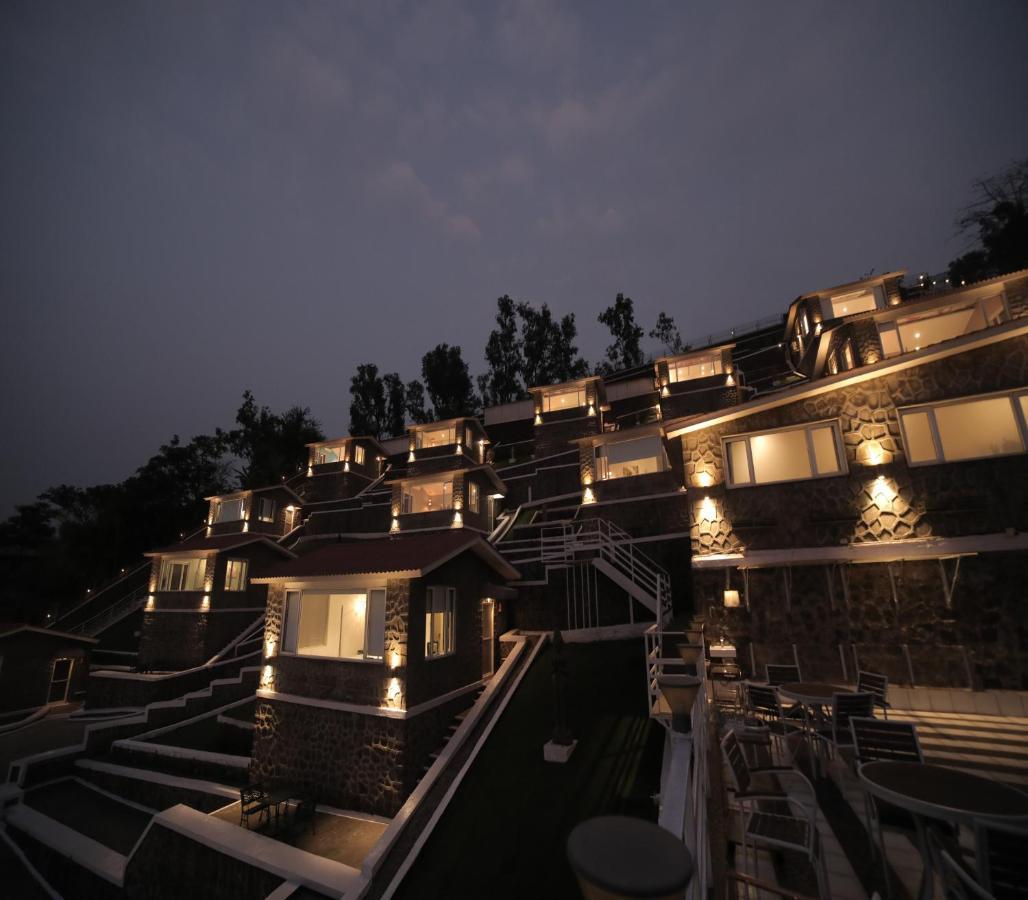 360 South, Khandala Lonavala Luaran gambar